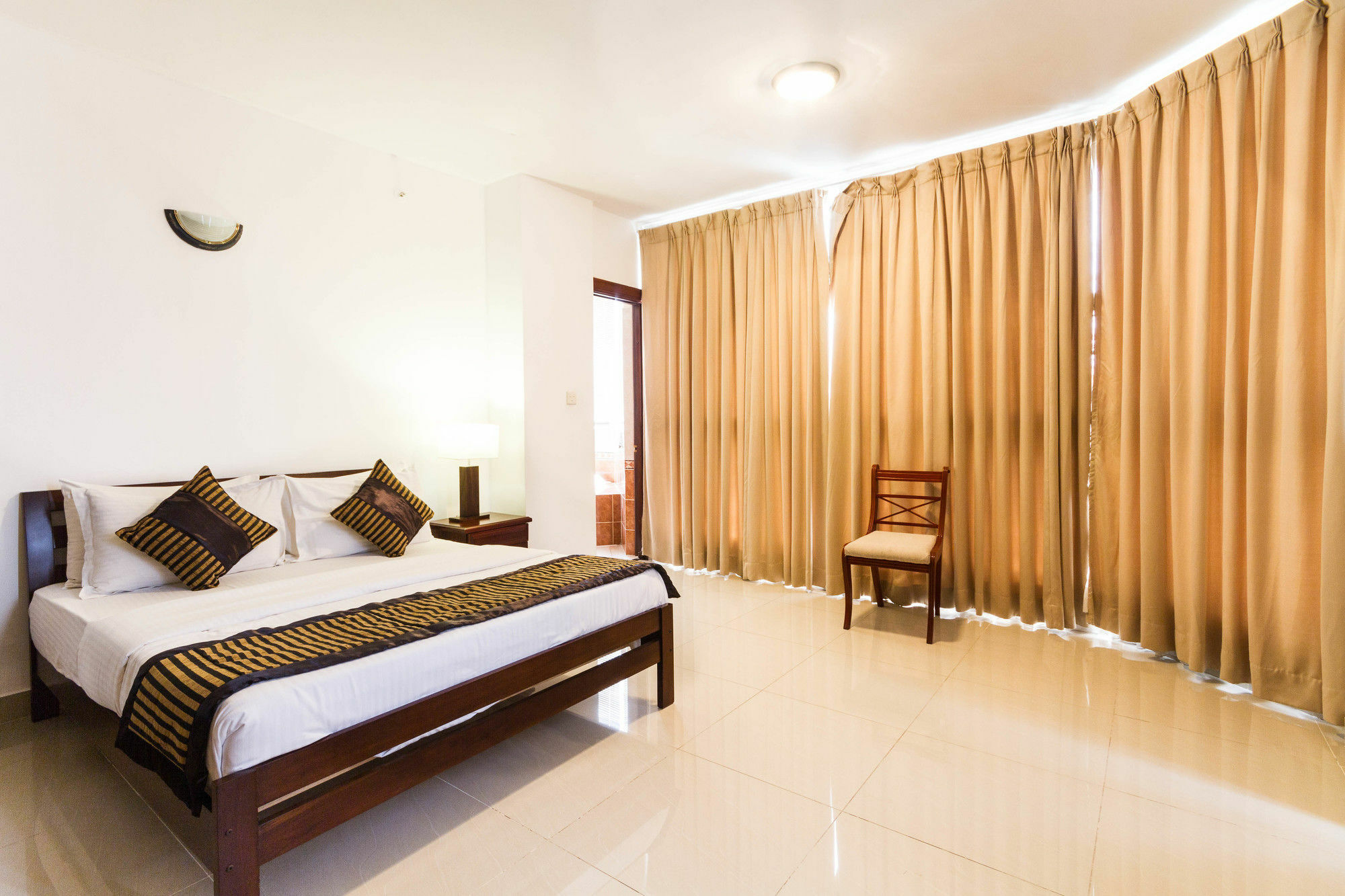 Apartamento Crescat Residencies Colombo Exterior foto