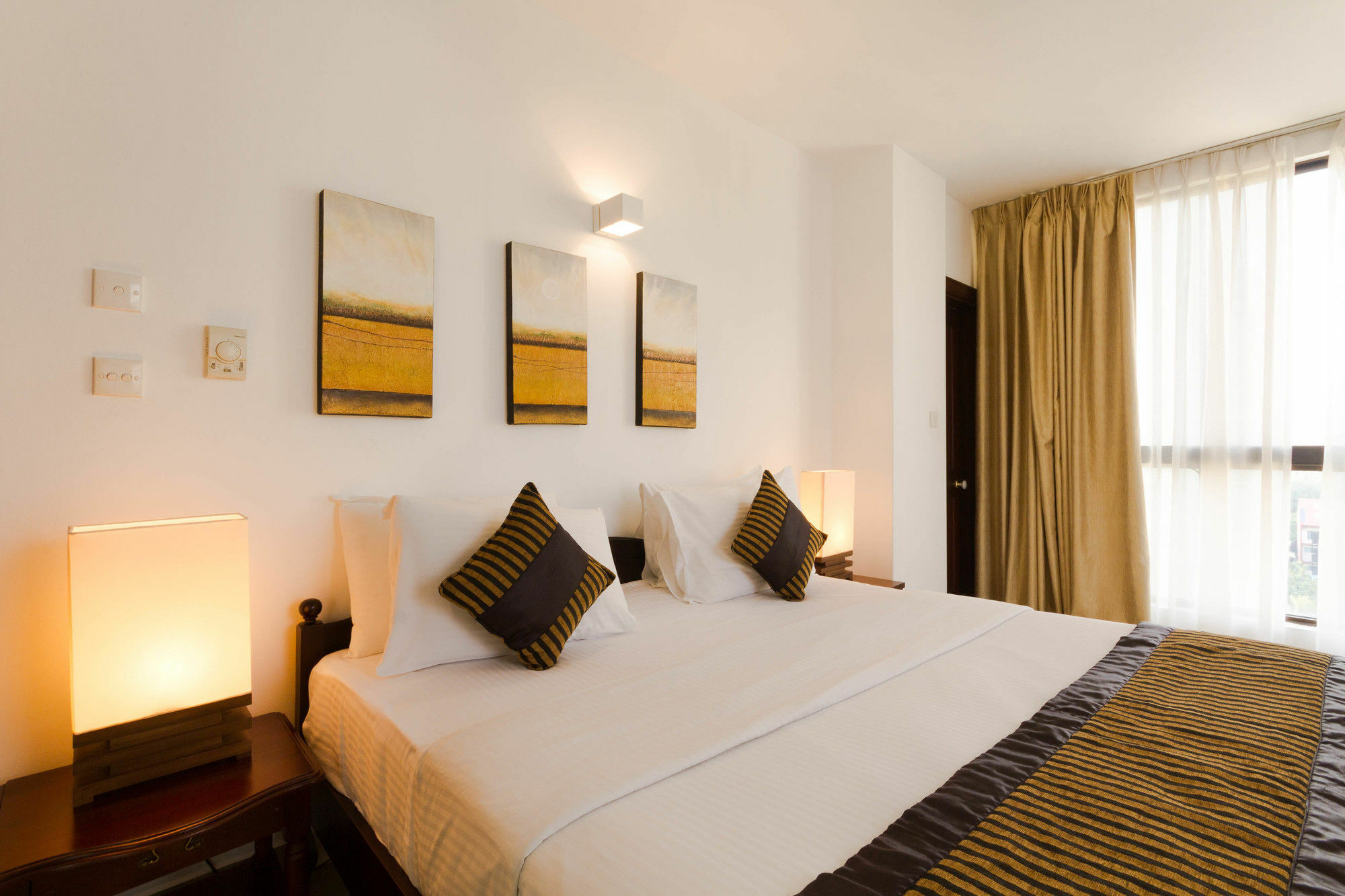Apartamento Crescat Residencies Colombo Exterior foto